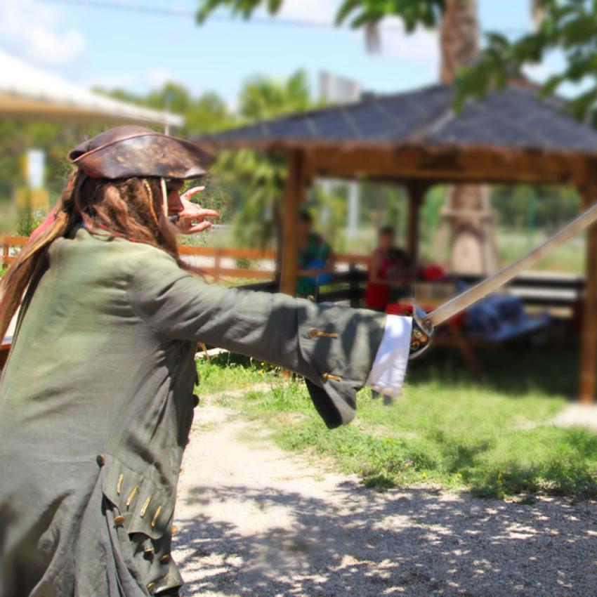jack-sparrow-et-davy-jones-de-passage-agrave;-piratland 11