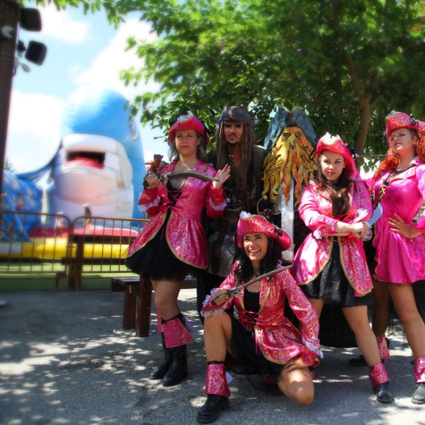jack-sparrow-et-davy-jones-de-passage-agrave;-piratland 2