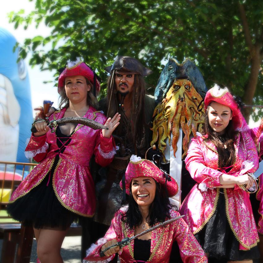 jack-sparrow-et-davy-jones-de-passage-agrave;-piratland 3